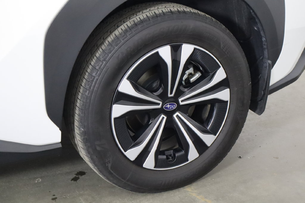 Used 2023 Subaru Solterra AWD image 36