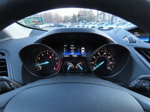Used 2018 Ford Escape SE image 26