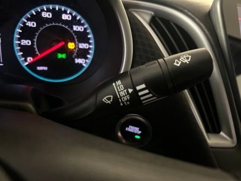 Used 2023 Chevrolet Malibu LT FWD image 21