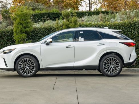 New 2026 Lexus RX 450h Luxury image 6