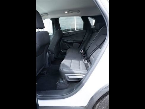 Used 2025 Ford Escape Active AWD/4WD image 16