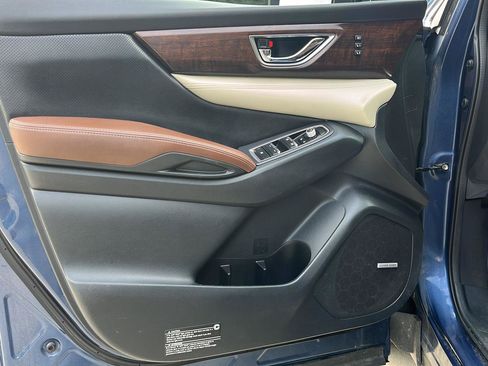 Used 2019 Subaru Ascent Touring AWD/4WD image 11