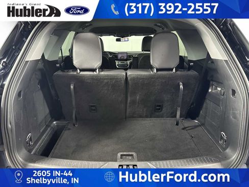 Used 2024 Ford Explorer XLT w/ Equipment Group 202A AWD/4WD image 22