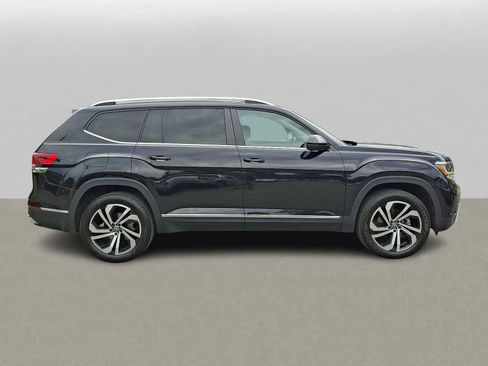 Used 2023 Volkswagen Atlas SEL AWD/4WD image 32