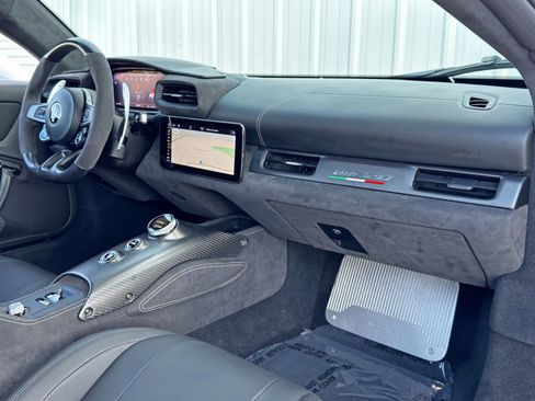 Used 2023 Maserati MC20 Coupe image 23