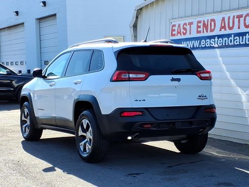 Used 2015 Jeep Cherokee Trailhawk w/ Leather Interior Group image 3