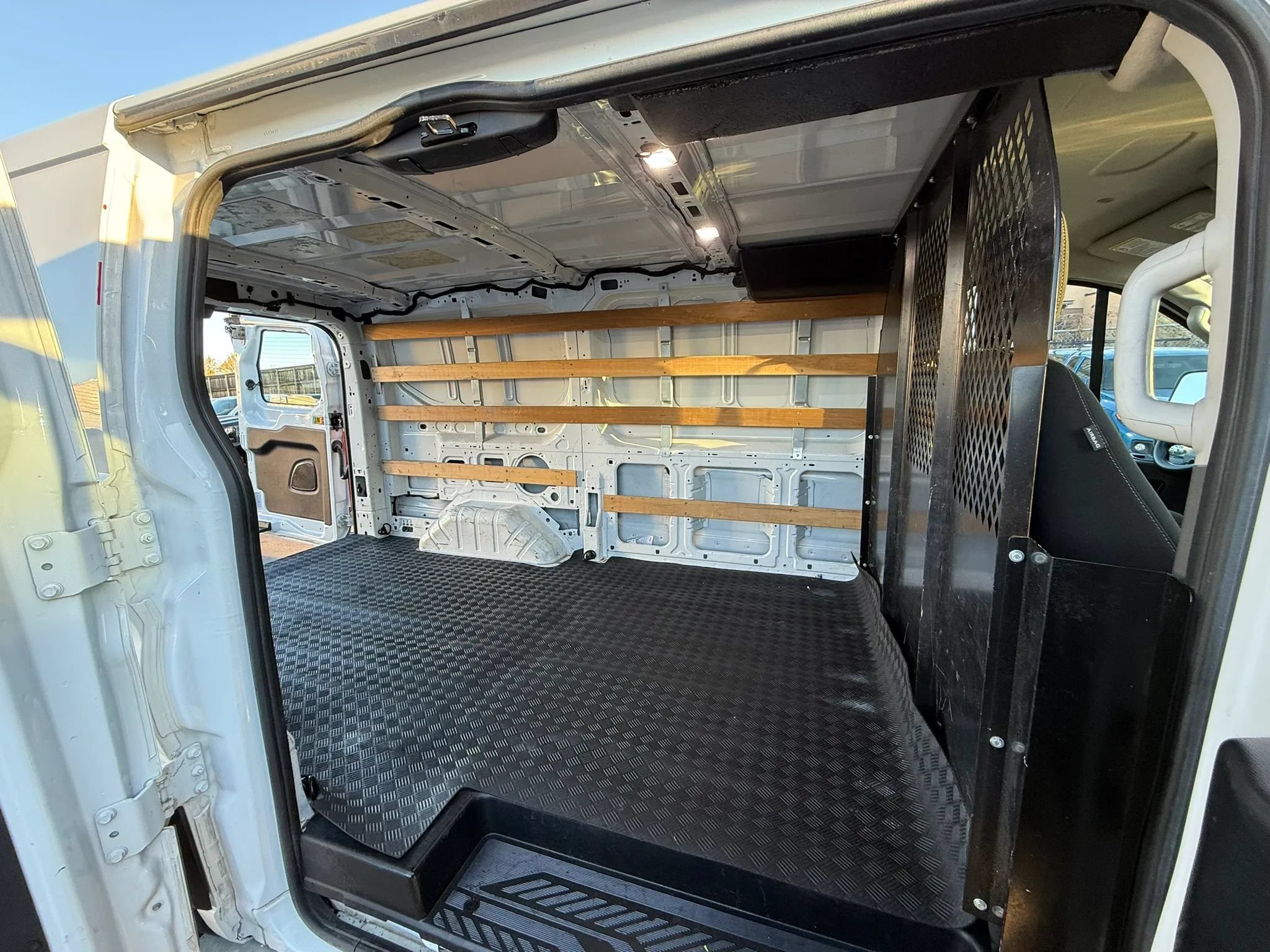 Used 2021 Ford Transit 250 Low Roof w/ Exterior Upgrade Package RWD image 15