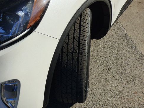 Used 2022 Ford Escape SEL w/ Technology Package image 10