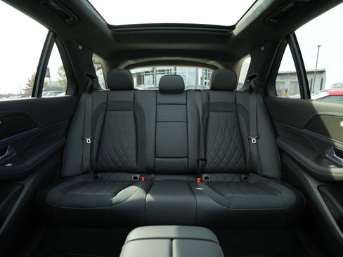New 2026 Mercedes-Benz GLE 63 AMG S image 42