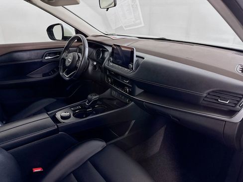 Certified 2023 Nissan Rogue SV w/ SV Premium B Package image 39