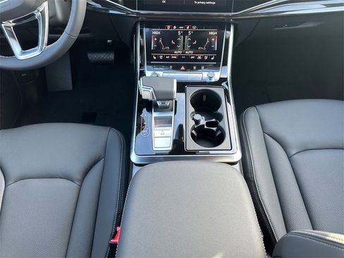 New 2026 Audi Q8 Premium Plus image 11