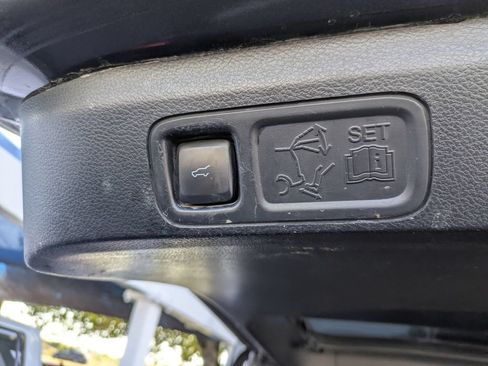 Used 2021 Ford Expedition XLT RWD image 29