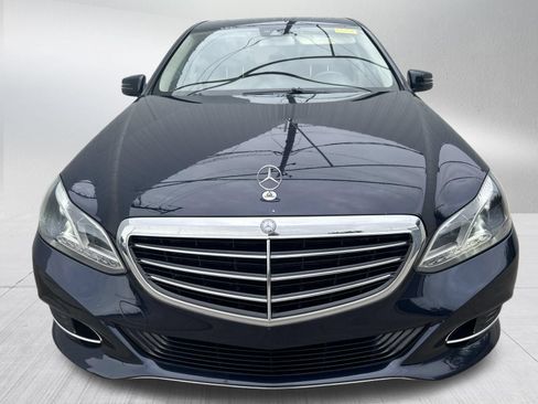 Used 2014 Mercedes-Benz E 350 Sedan image 2
