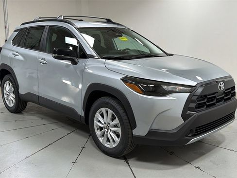 New 2026 Toyota Corolla Cross LE image 3