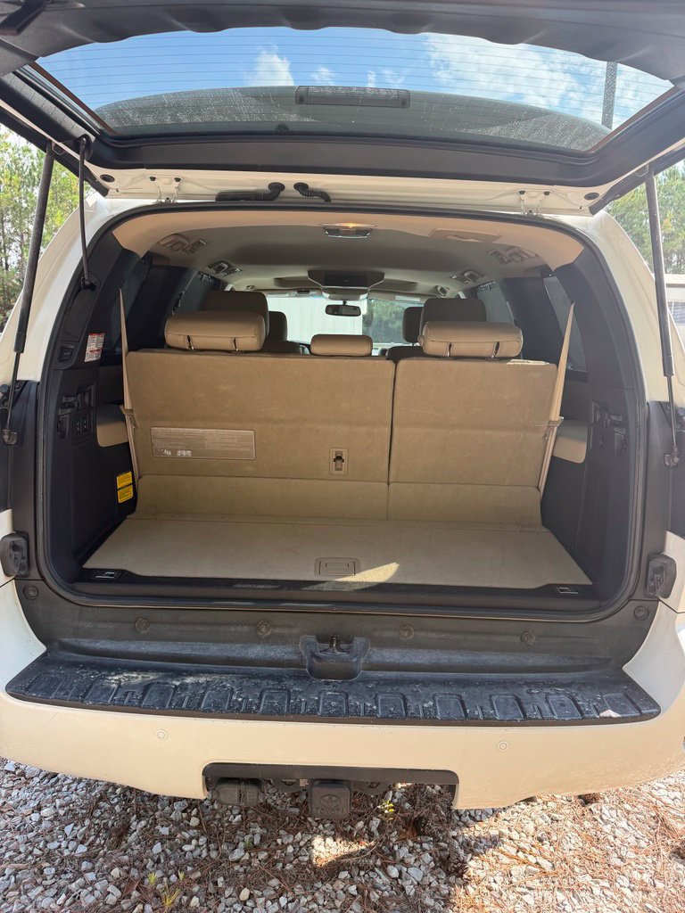 Used 2017 Toyota Sequoia Platinum RWD image 11