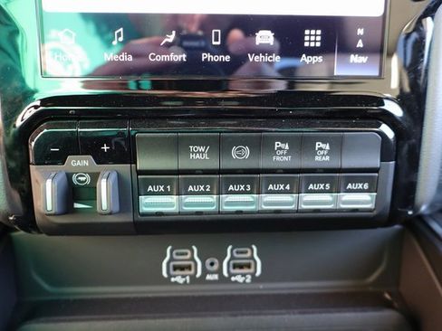 Used 2025 RAM 2500 Big Horn image 26