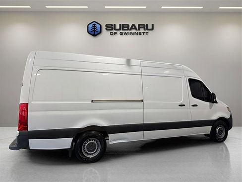 Used 2021 Mercedes-Benz Sprinter 2500 image 5