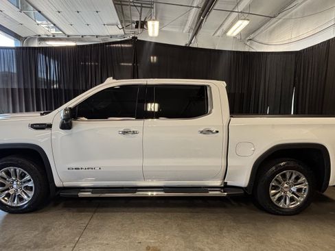 Used 2023 GMC Sierra 1500 Denali w/ Technology Package image 2