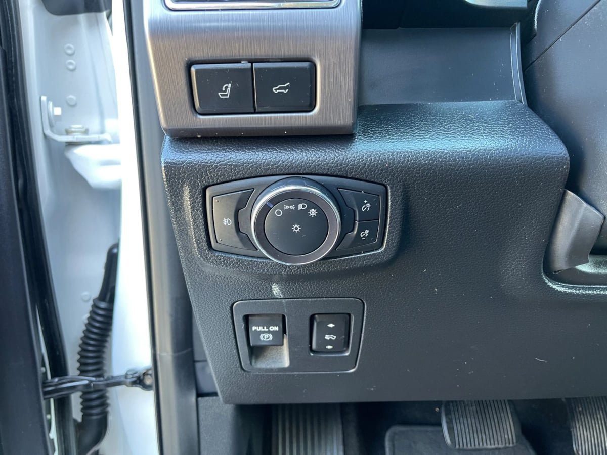 Used 2019 Ford Expedition Platinum RWD image 20