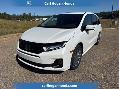 New 2026 Honda Odyssey Touring image 1