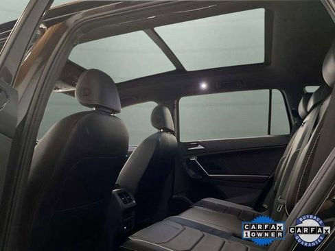 Used 2024 Volkswagen Tiguan SEL R-Line image 27