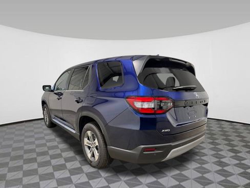 New 2025 Honda Pilot EX-L image 3