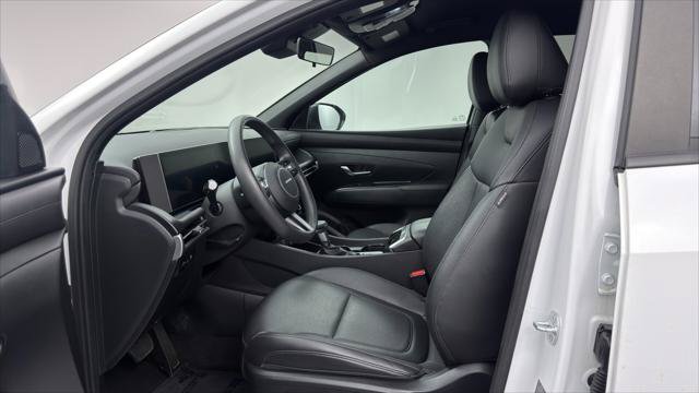 Used 2025 Hyundai Santa Cruz SEL FWD image 13