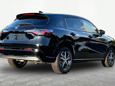 Used 2025 Honda HR-V LX image 5