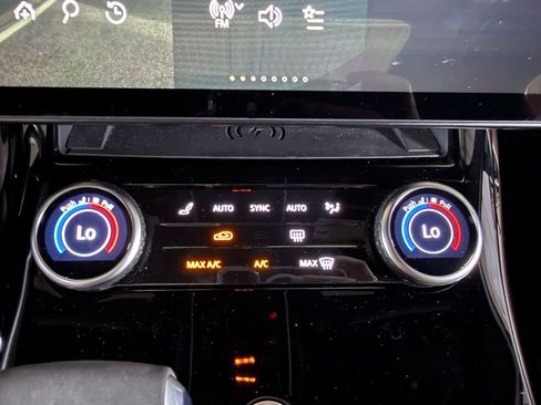 Used 2023 Land Rover Range Rover Sport SE Dynamic AWD/4WD image 46