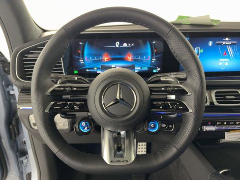 New 2026 Mercedes-Benz GLS 63 AMG 4MATIC image 17
