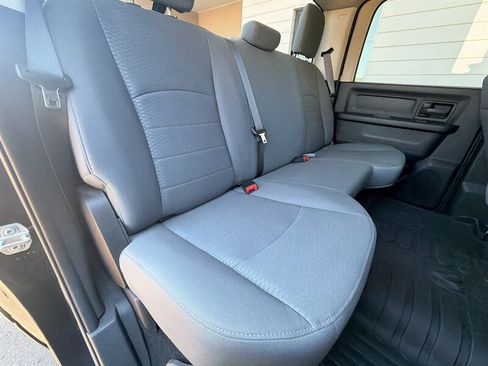 Used 2018 RAM 2500 Tradesman w/ Chrome Appearance Group AWD/4WD image 27