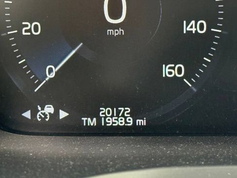 Used 2022 Volvo S60 B5 Inscription w/ Advanced Package AWD/4WD image 6