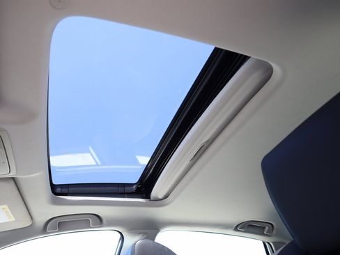 Used 2018 Honda Accord EX-L image 24