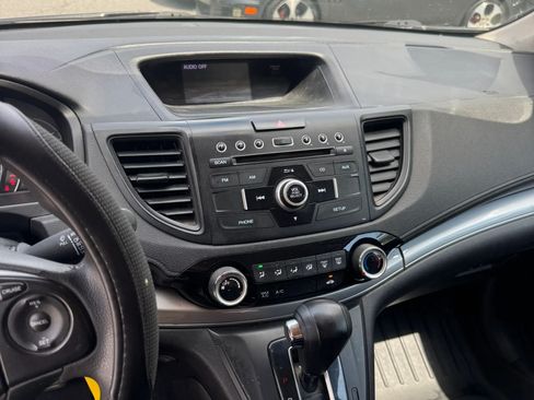Used 2015 Honda CR-V LX image 14