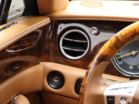 Used 2014 Bentley Flying Spur W12 AWD/4WD image 27