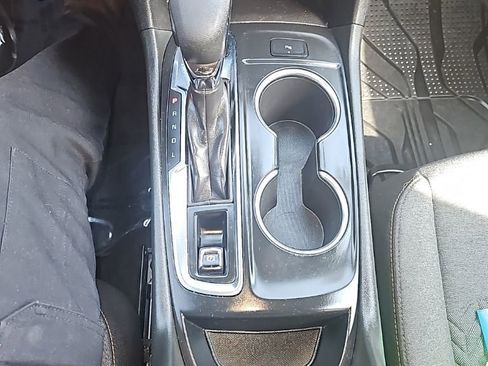 Used 2023 Chevrolet Equinox LT image 19