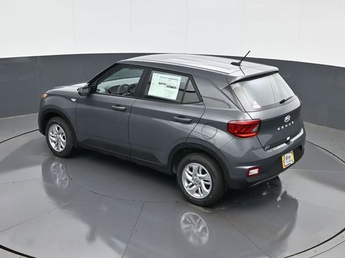 New 2026 Hyundai Venue SE image 19