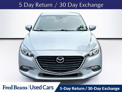 Used 2018 MAZDA MAZDA3 Touring FWD image 2