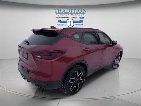 Certified 2023 Chevrolet Blazer RS w/ Driver Confidence II Package image 5