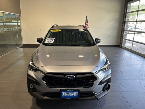 Used 2024 Subaru Crosstrek 2.5i Limited AWD/4WD image 2