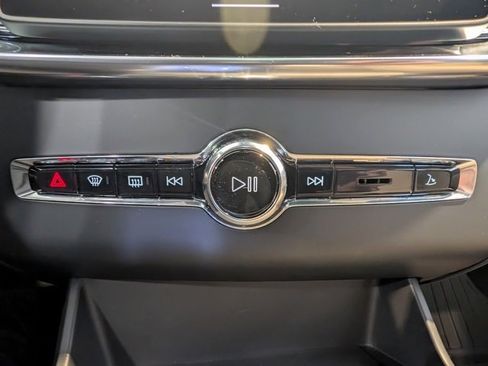 Used 2026 Volvo XC90 B5 Plus w/ Protection Package image 22