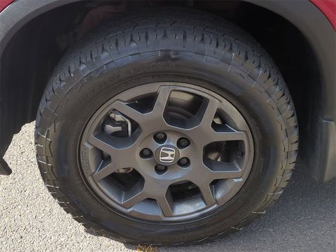 Used 2023 Honda Pilot TrailSport image 10