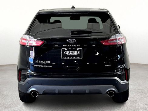 Used 2024 Ford Edge Titanium image 6