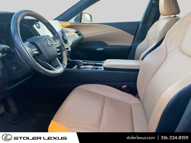 Used 2023 Lexus RX 350 Premium w/ Accessory Package AWD/4WD image 20