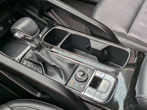 Certified 2024 Kia Telluride S w/ S Sunroof Package image 18