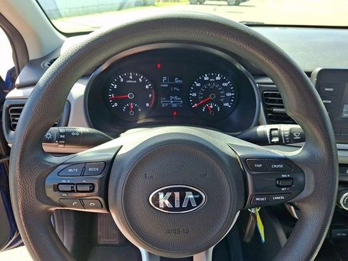 Used 2018 Kia Rio S image 18