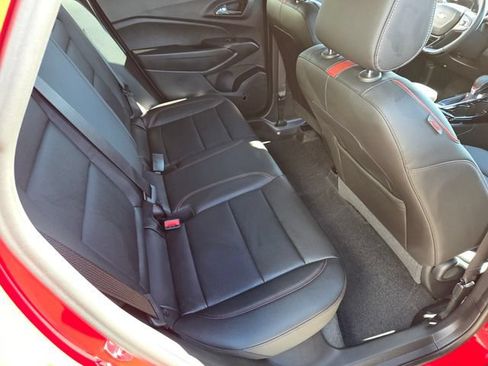 Certified 2026 Chevrolet Trax RS w/ Sunroof Package FWD image 14