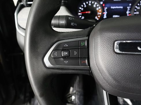 Used 2024 Jeep Compass Latitude AWD/4WD image 35