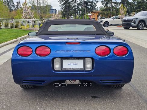 Used 2002 Chevrolet Corvette Convertible w/ Preferred Equipment Group2 RWD image 4