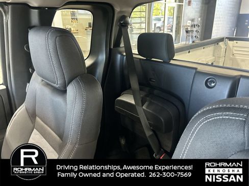 Certified 2024 Nissan Frontier SV w/ Technology Package AWD/4WD image 5